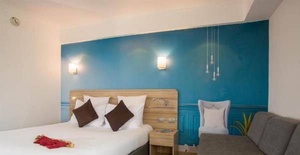 Novotel Cairo Airport image 12