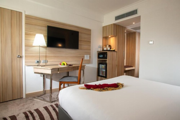 Novotel Cairo Airport image 13