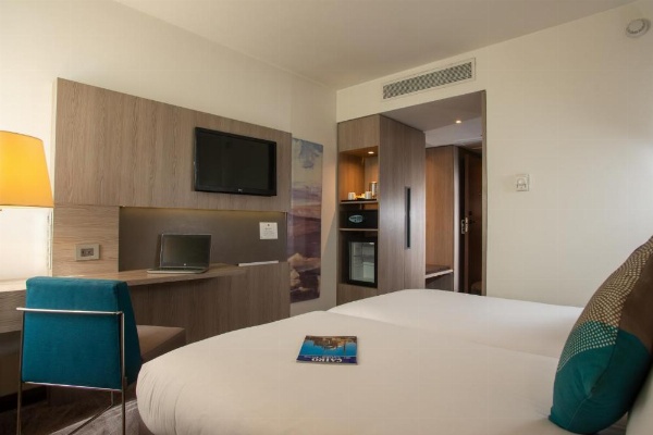 Novotel Cairo Airport image 38